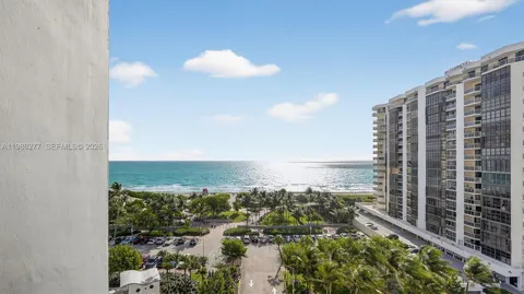 6450 Collins Ave #903