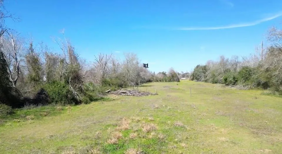 3611 10th Street Brookshire, TX 77423
