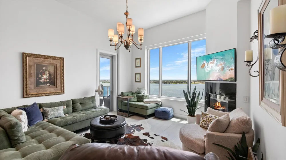 4821 E Nasa Parkway #11SW Seabrook, TX 77586