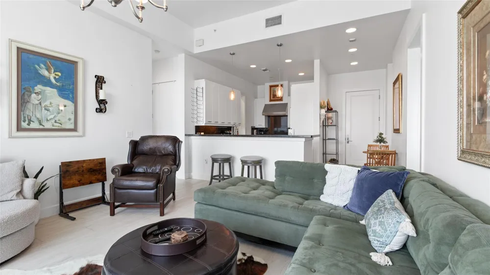 4821 E Nasa Parkway #11SW Seabrook, TX 77586