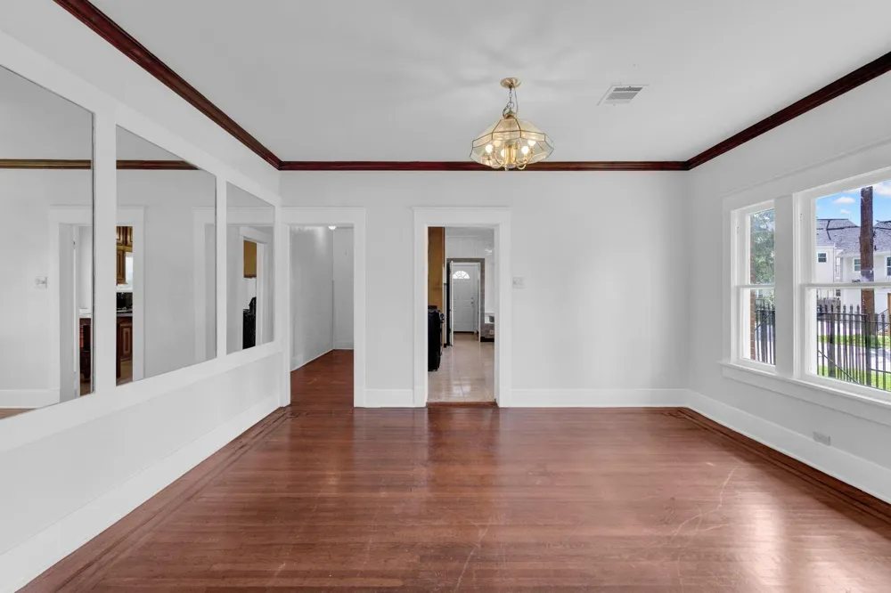 1702 Ruth Street Houston, TX 77004