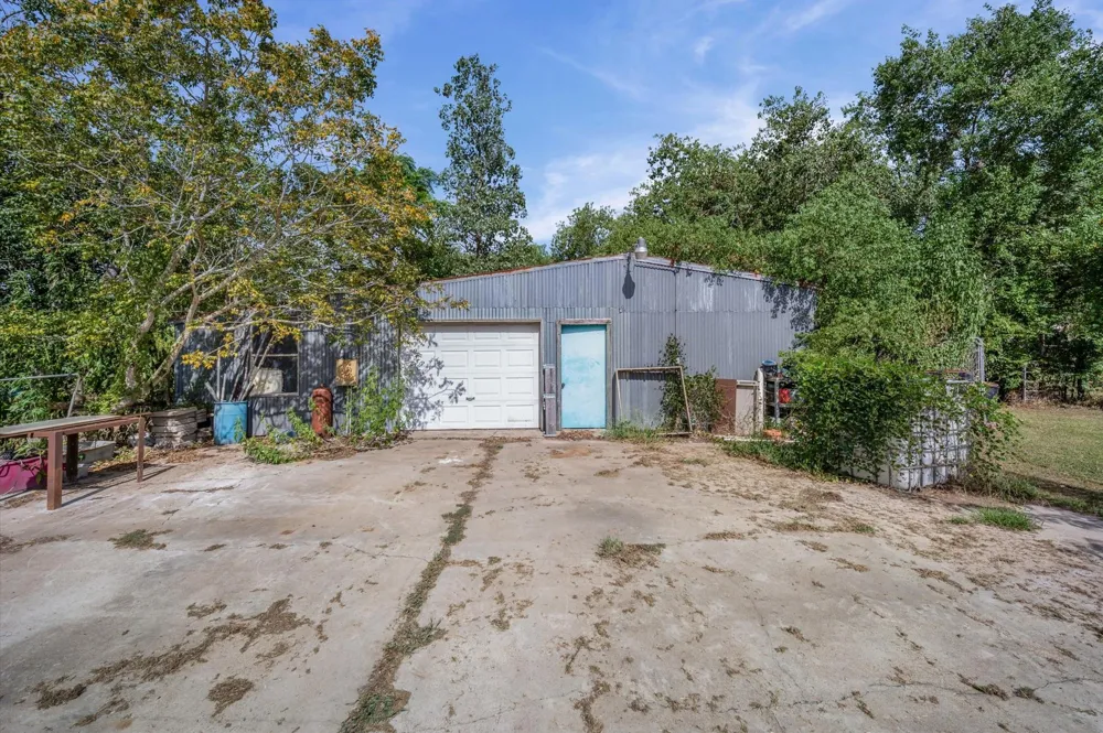 18106 Domino Road Waller, TX 77484