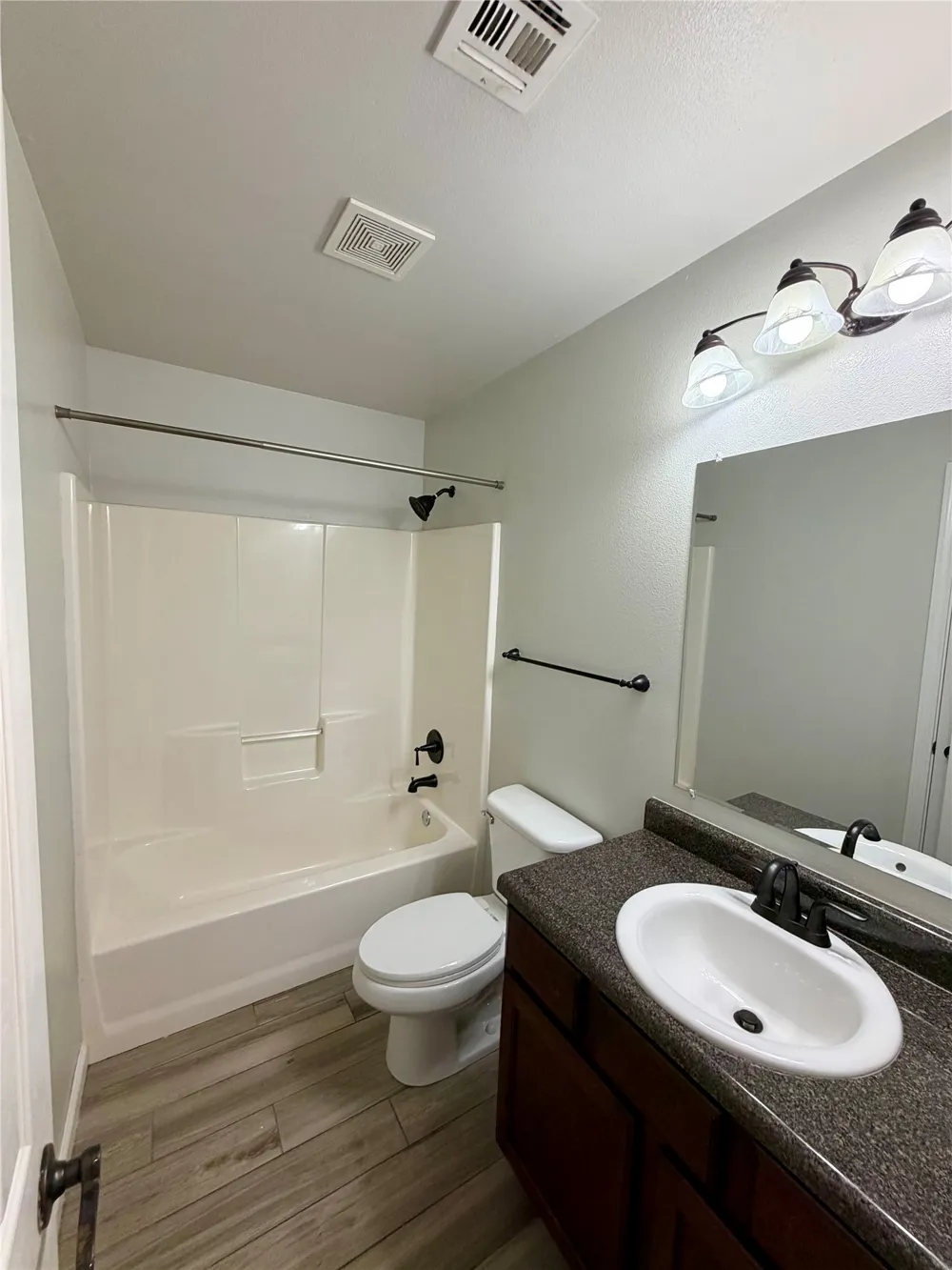 8693 S 262nd EastAvenue Broken Arrow, OK 74014