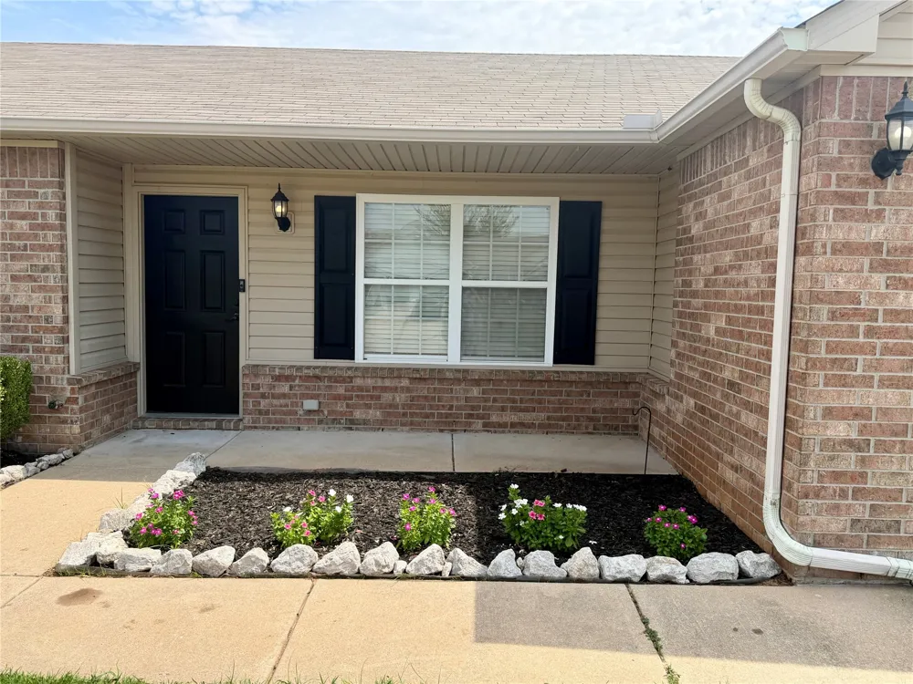 8693 S 262nd EastAvenue Broken Arrow, OK 74014