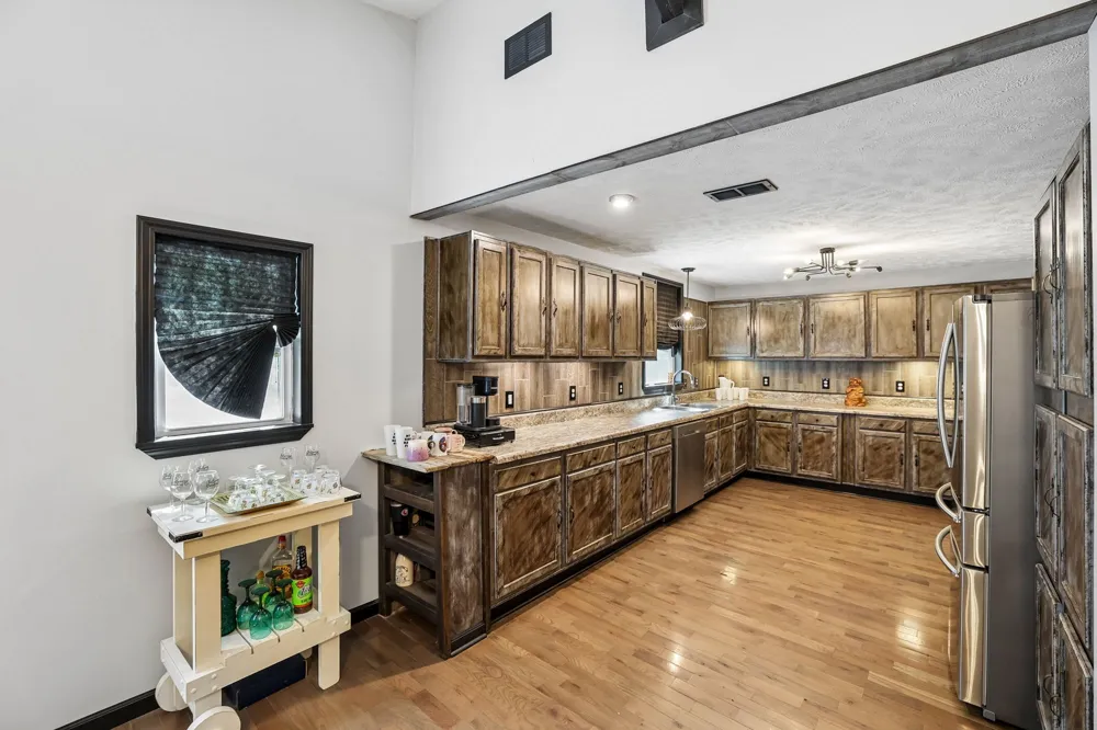 432 Parker Ln Bradyville, TN 37026