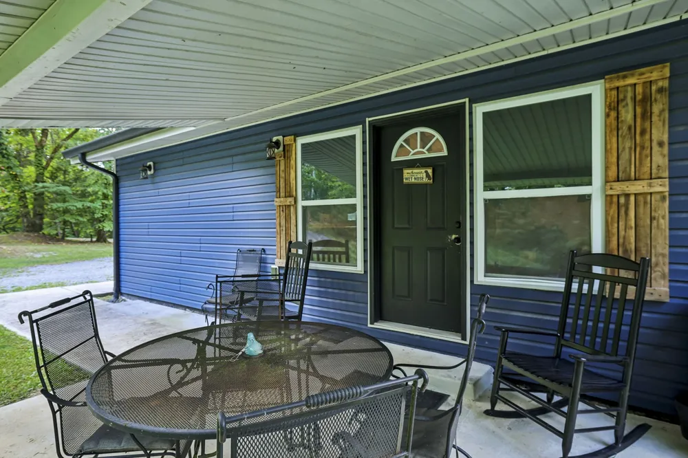 432 Parker Ln Bradyville, TN 37026