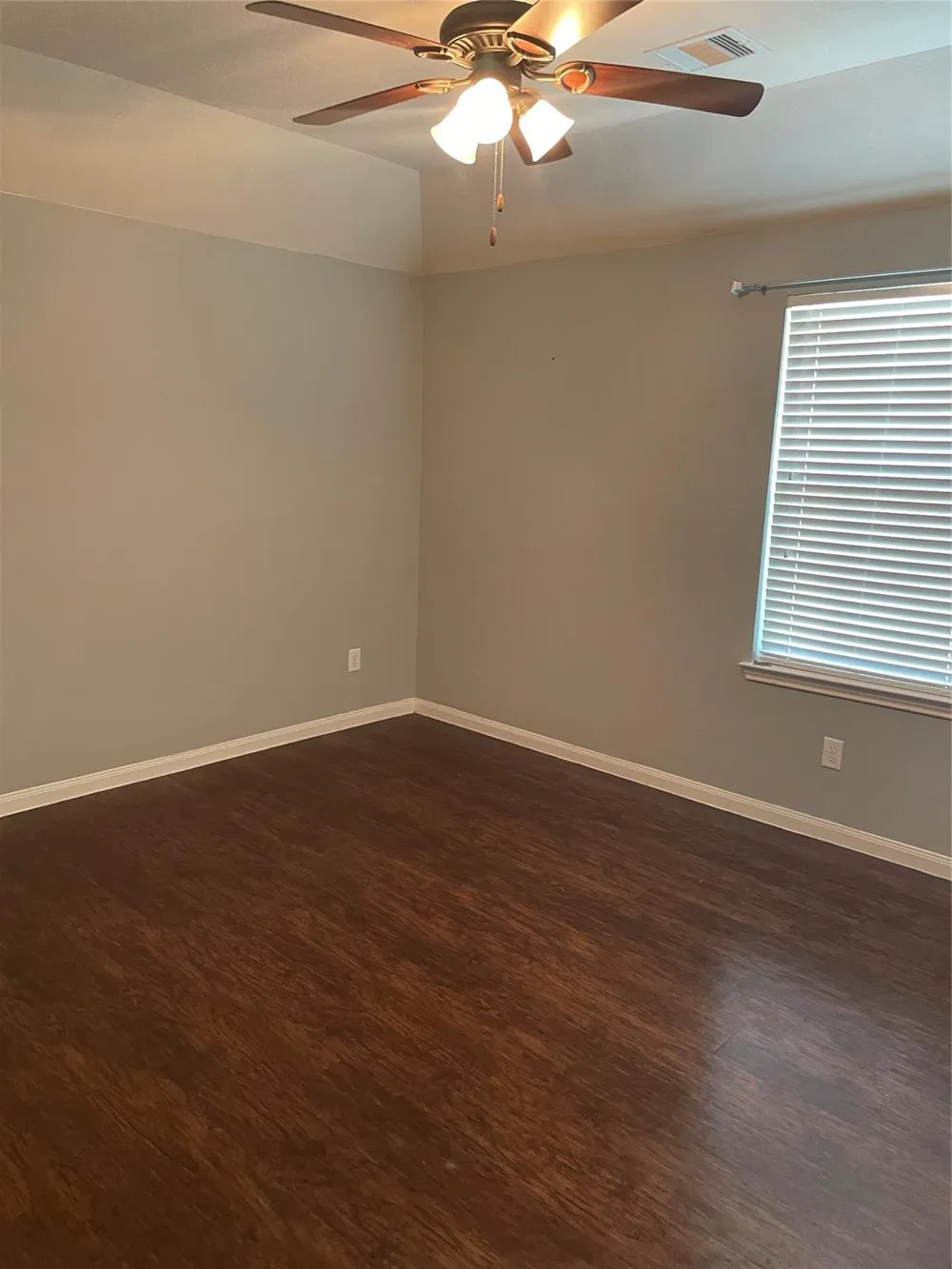 11418 El Diamante Drive Houston, TX 77048