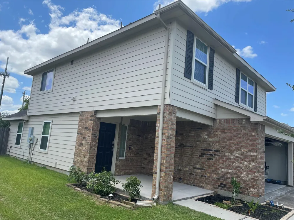 11418 El Diamante Drive Houston, TX 77048