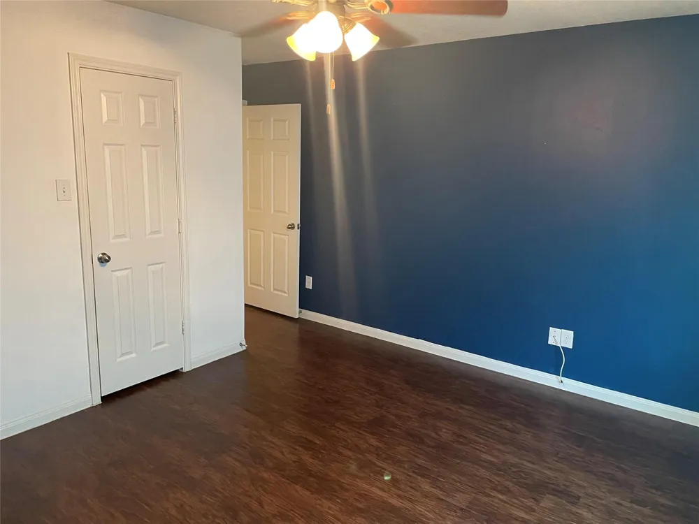 11418 El Diamante Drive Houston, TX 77048