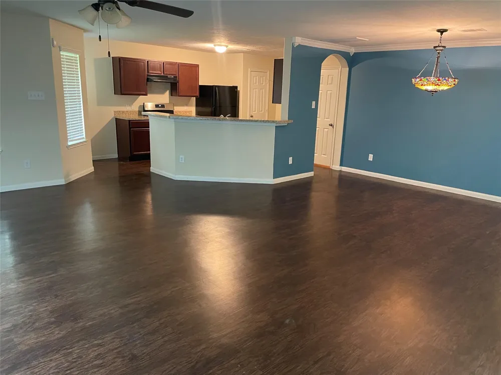 11418 El Diamante Drive Houston, TX 77048
