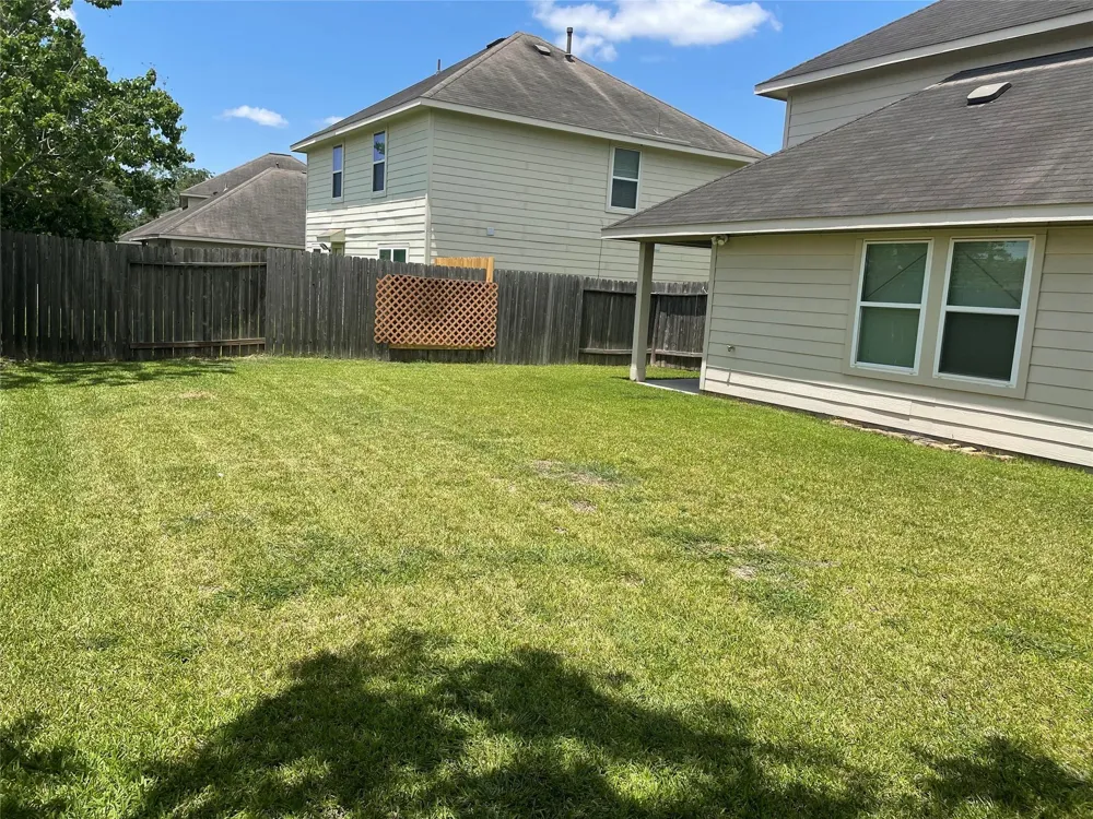 11418 El Diamante Drive Houston, TX 77048
