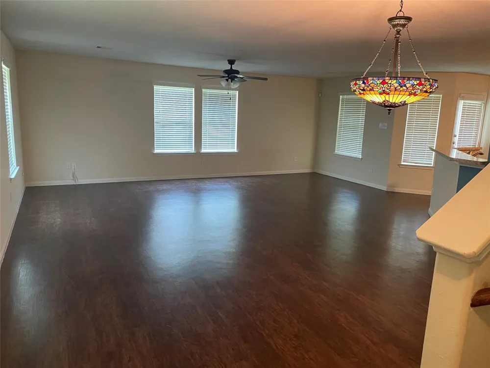 11418 El Diamante Drive Houston, TX 77048