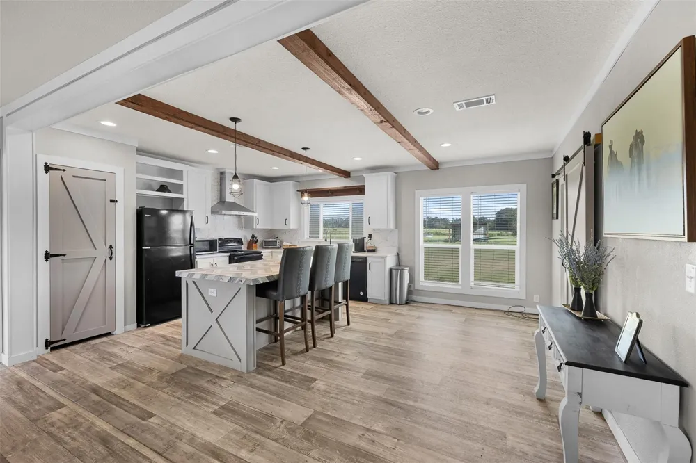 11043 County Road 336 Caldwell, TX 77836