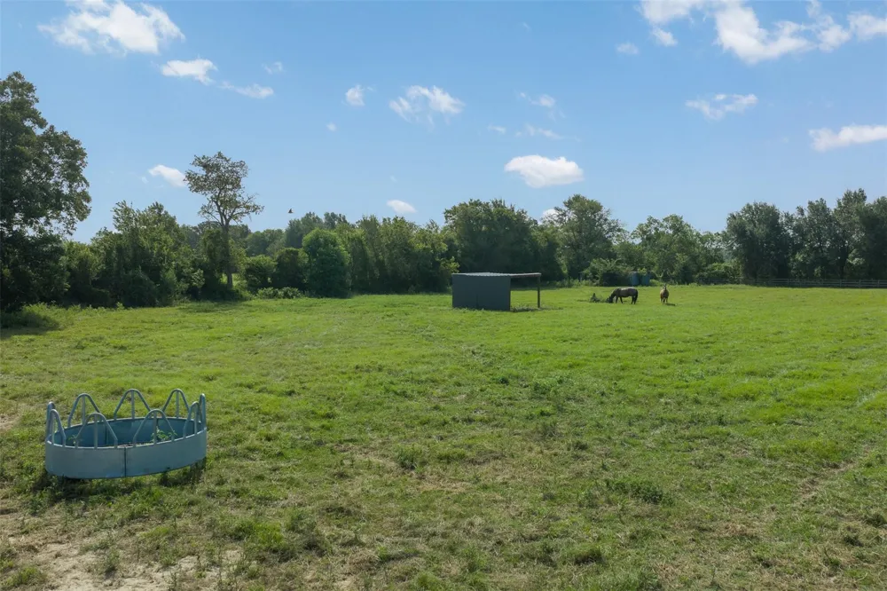 11043 County Road 336 Caldwell, TX 77836