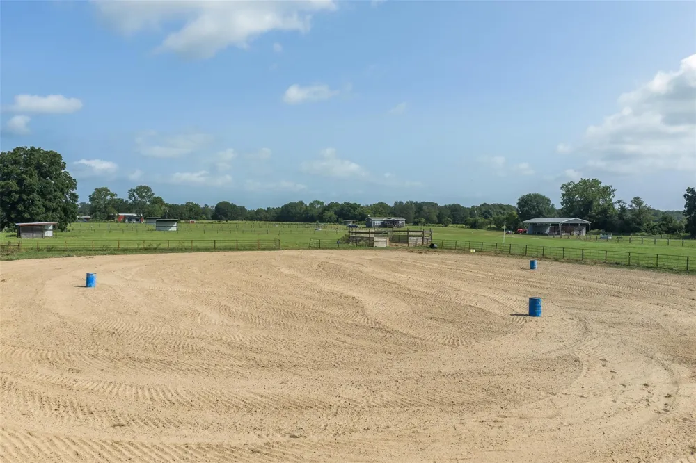 11043 County Road 336 Caldwell, TX 77836