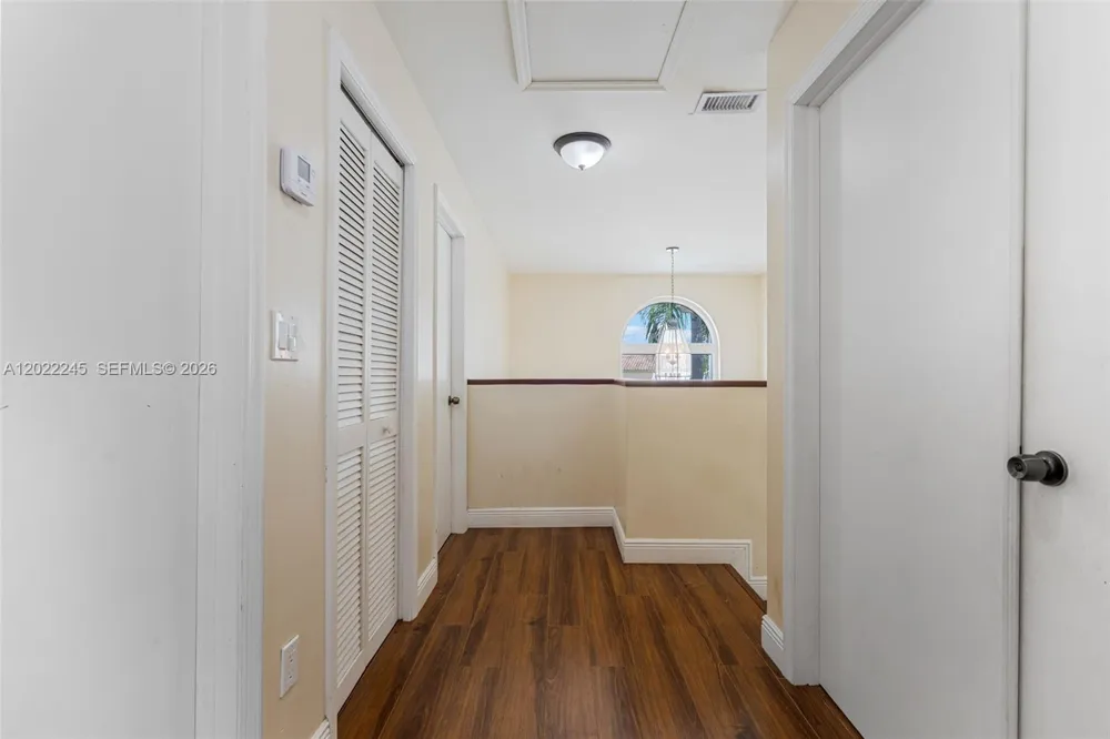 15530 SW 59th St Miami, FL 33193
