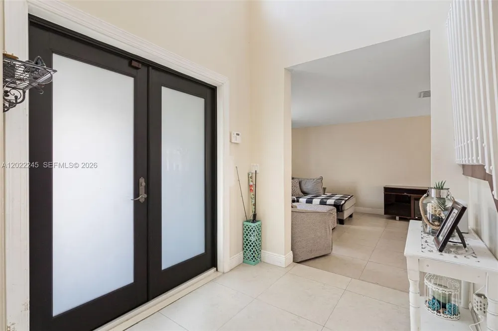 15530 SW 59th St Miami, FL 33193