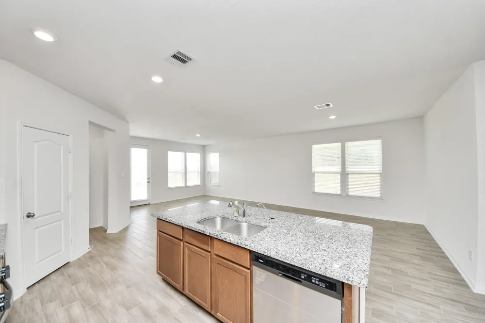 1270 Glendora Drive Rosharon, TX 77583