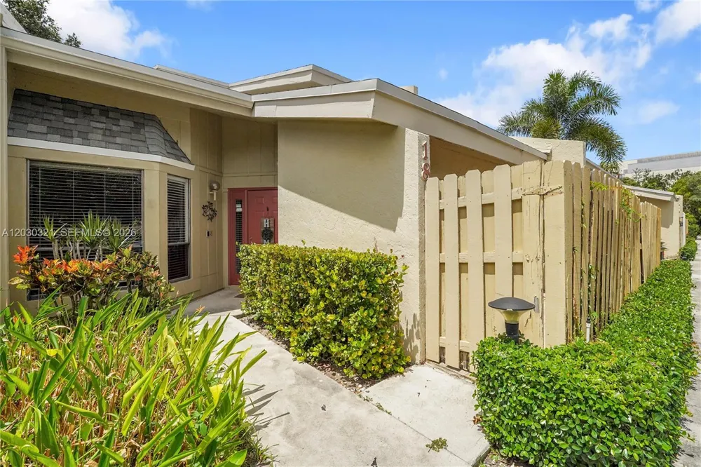 1400 NW 9th Ave #C-18 Boca Raton, FL 33486