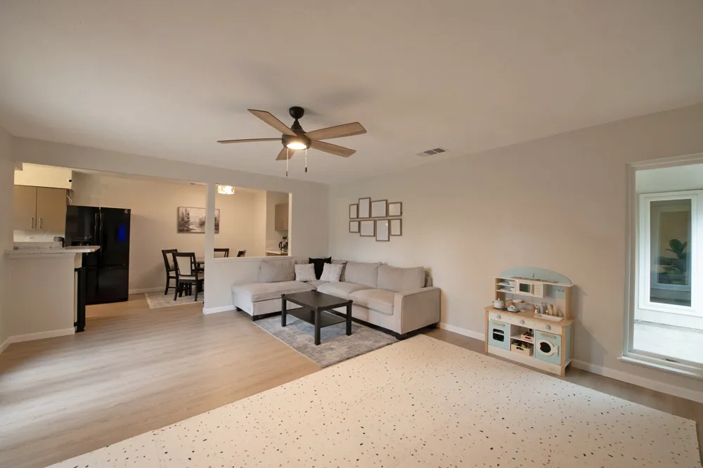 9322 Shipman Street Rowlett, TX 75088