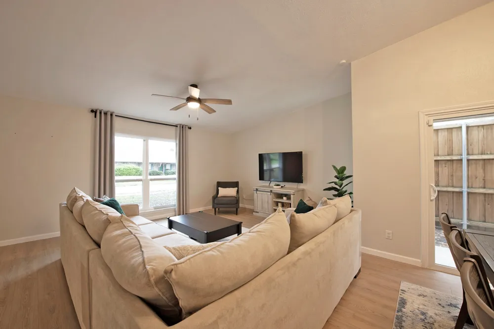 9322 Shipman Street Rowlett, TX 75088