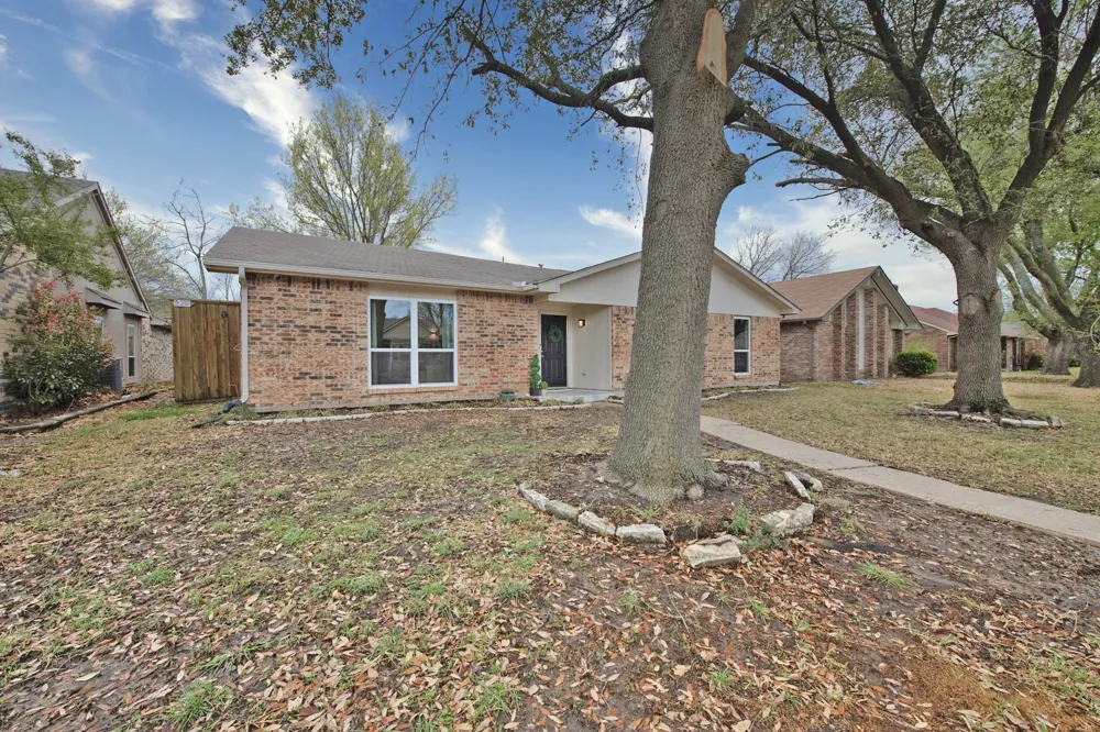 9322 Shipman Street Rowlett, TX 75088