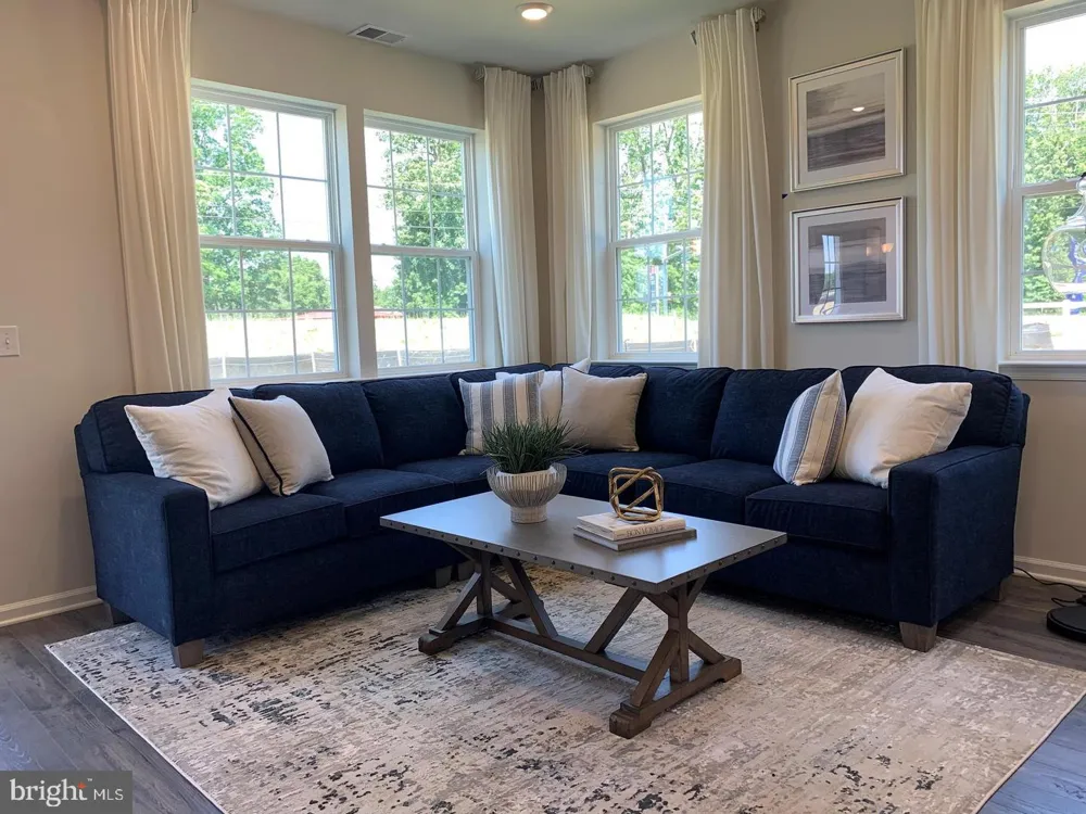 22 WHALER DRIVE Runnemede, NJ 08078