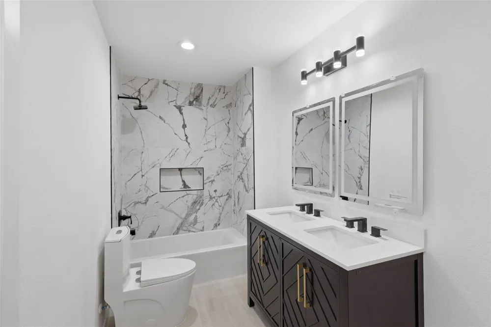 4829 Willowbend Boulevard Houston, TX 77035