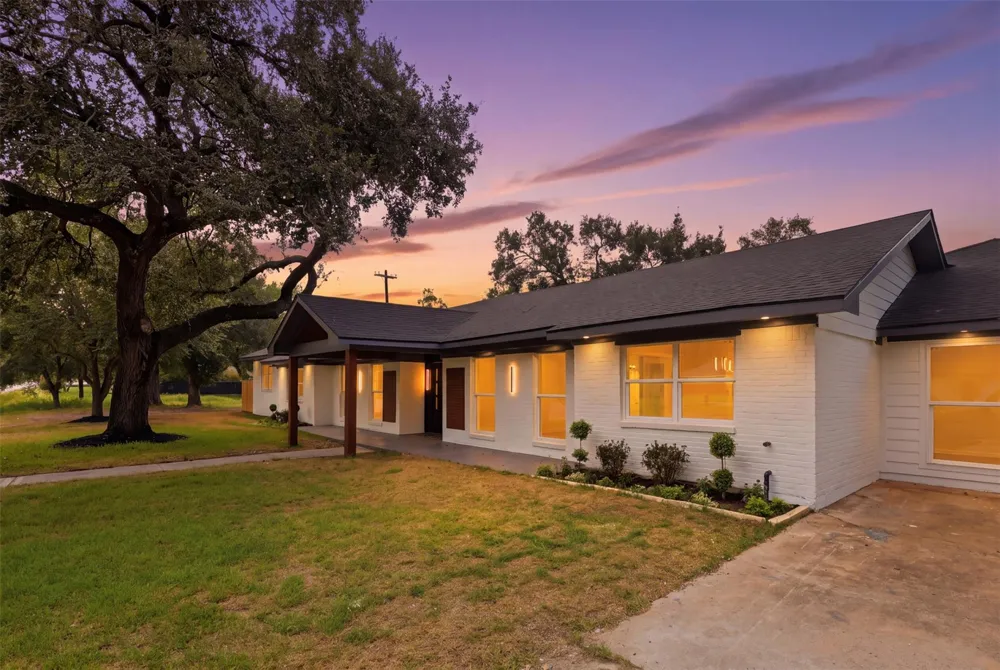 4829 Willowbend Boulevard Houston, TX 77035