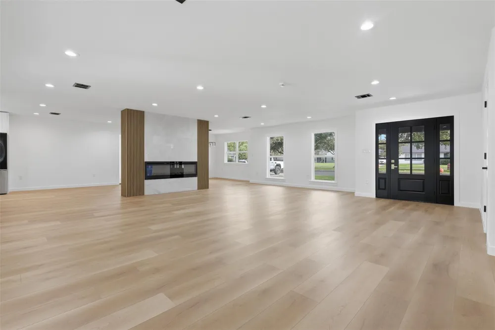 4829 Willowbend Boulevard Houston, TX 77035