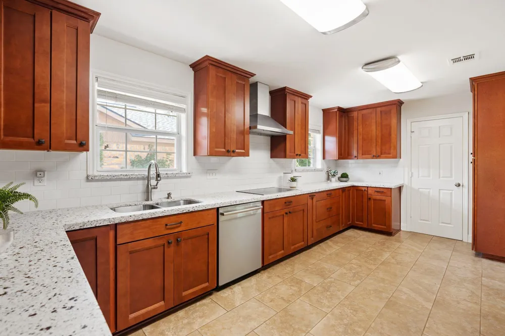 5730 Rutherglenn Drive Houston, TX 77096