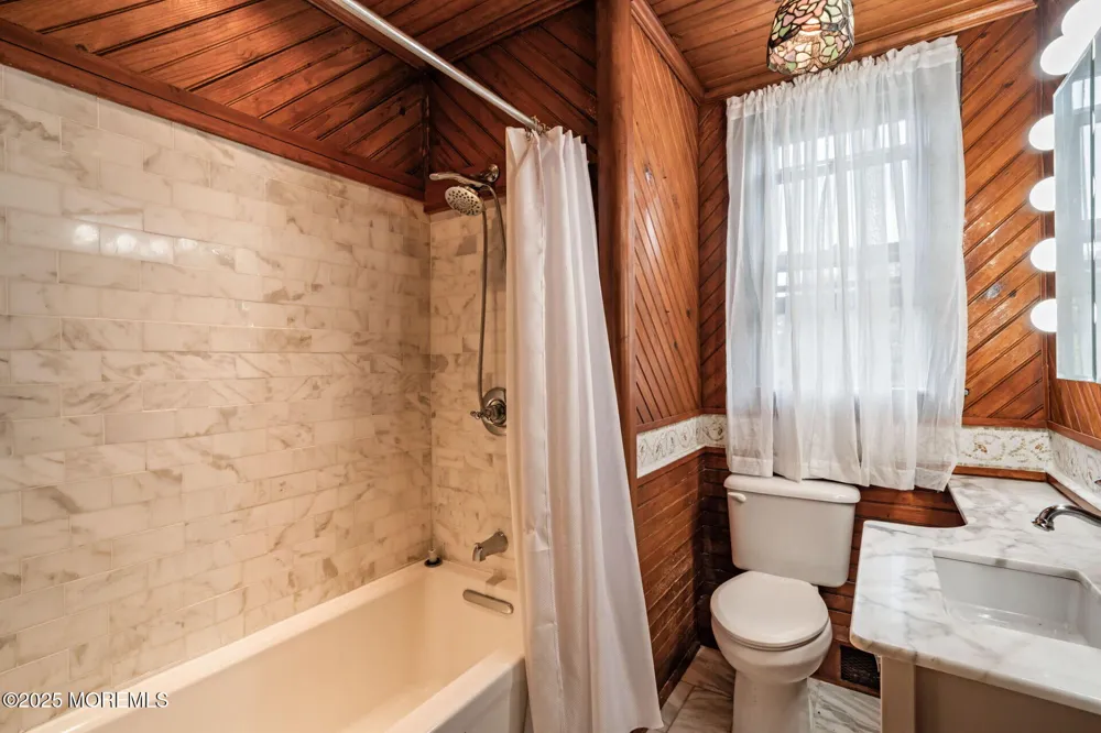 670 E Bay Avenue Barnegat, NJ 08005