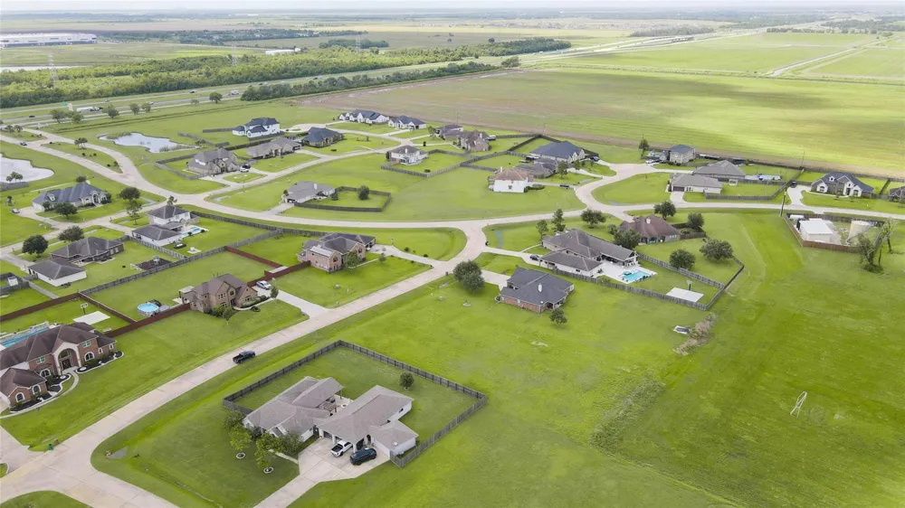 28019 Palm Breeze Lane Rosharon, TX 77583