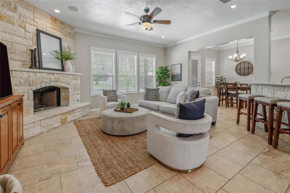 4848 Stony Brook College Station, TX 77845