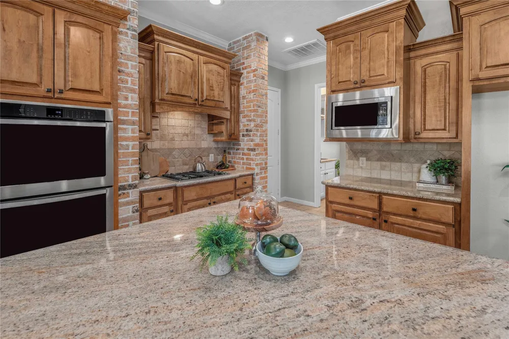 4848 Stony Brook College Station, TX 77845