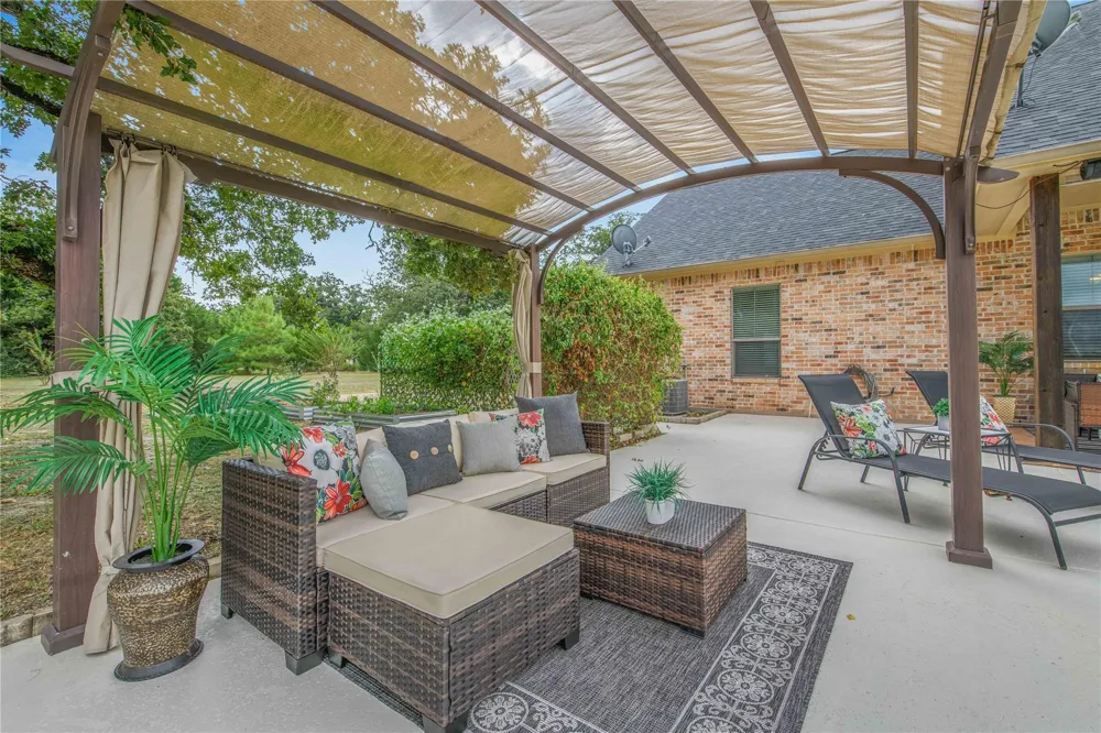 4848 Stony Brook College Station, TX 77845