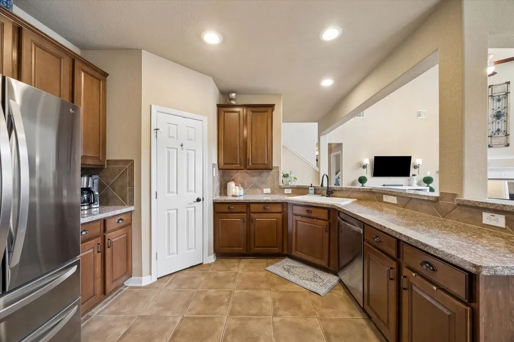 6102 Timbermoss Court League City, TX 77573