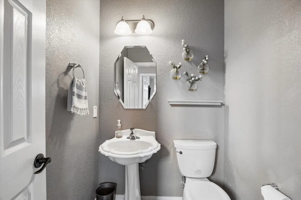6102 Timbermoss Court League City, TX 77573