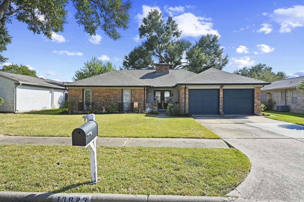 13823 Wickersham Lane Houston, TX 77077