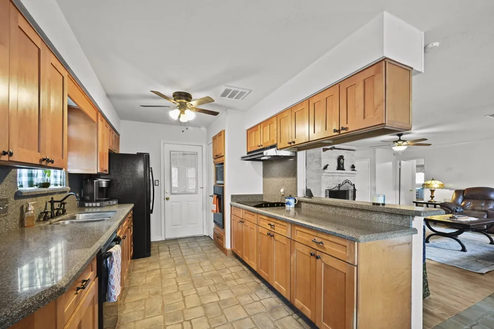 13823 Wickersham Lane Houston, TX 77077