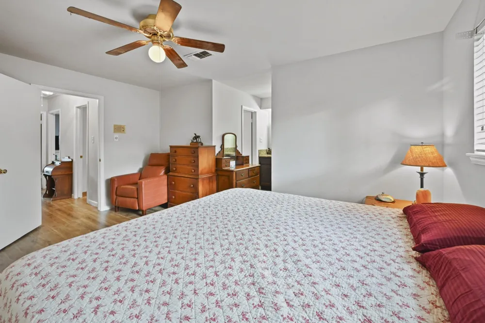 13823 Wickersham Lane Houston, TX 77077