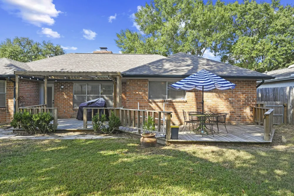 13823 Wickersham Lane Houston, TX 77077