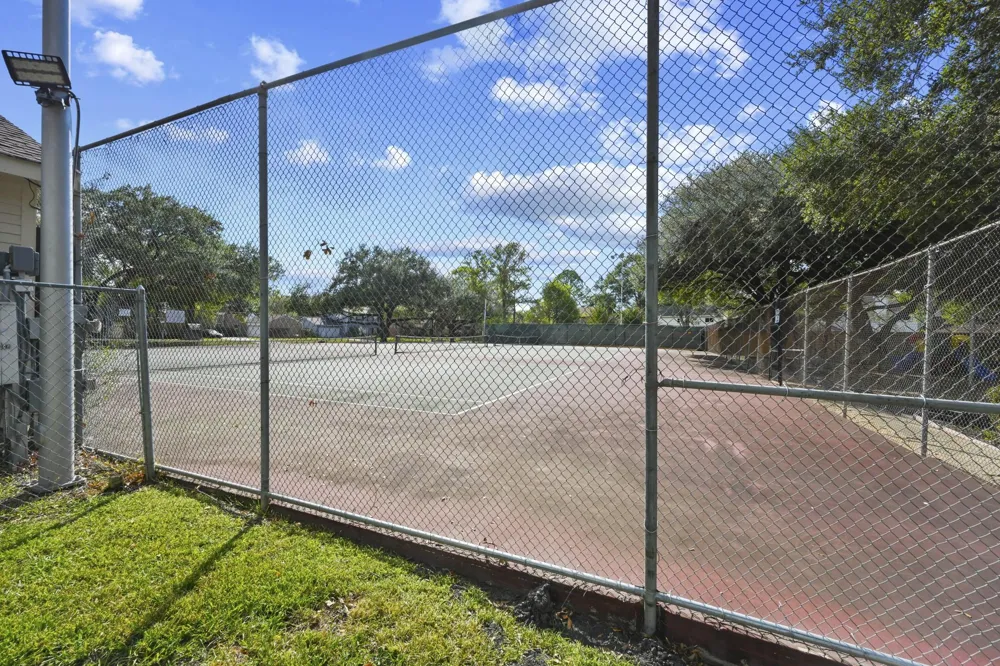 13823 Wickersham Lane Houston, TX 77077