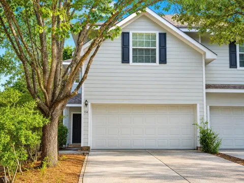 134 Camellia Grove Circle