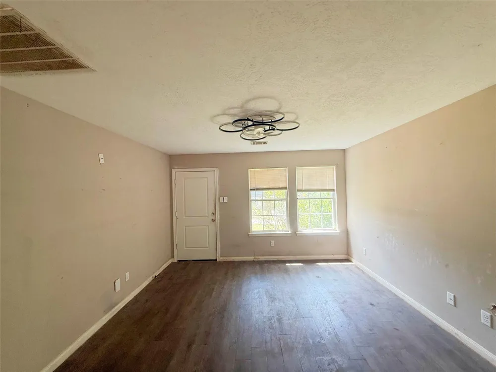 15028 Austin Road Willis, TX 77378