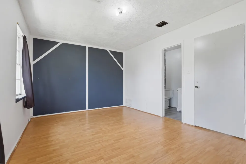 12449 Sharpview Drive #2449 Houston, TX 77072