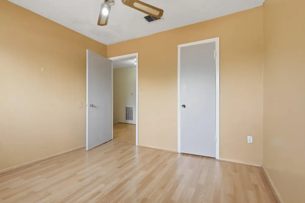 12449 Sharpview Drive #2449 Houston, TX 77072