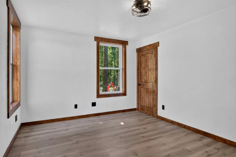 528 Obie Adcock Rd Smithville, TN 37166
