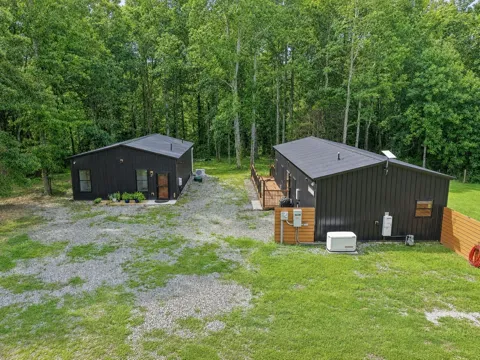528 Obie Adcock Rd