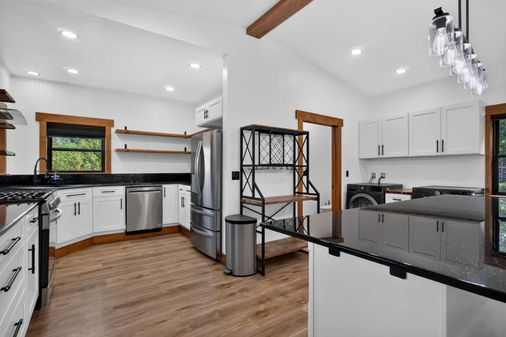 528 Obie Adcock Rd Smithville, TN 37166